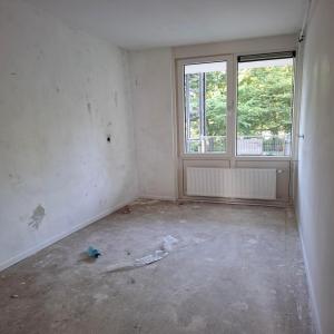 housePhoto