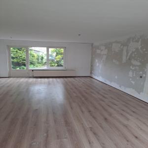 housePhoto