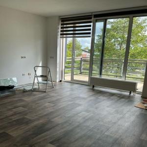 housePhoto