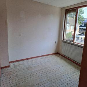 housePhoto
