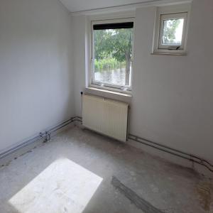housePhoto