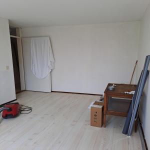 housePhoto