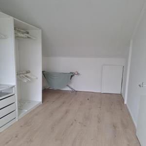 housePhoto