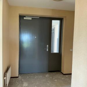 housePhoto
