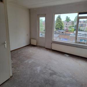 housePhoto