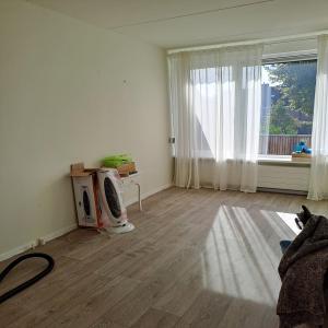 housePhoto