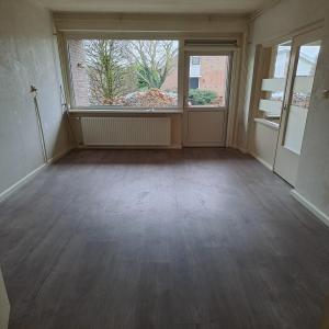 housePhoto