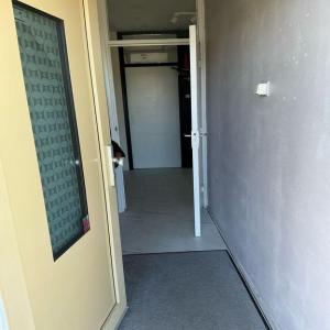 housePhoto