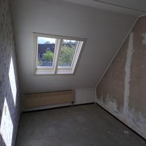 housePhoto
