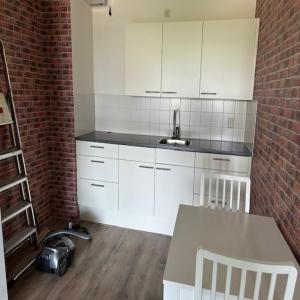 housePhoto