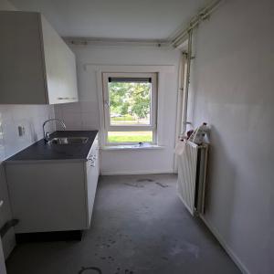 housePhoto