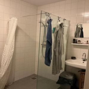 housePhoto