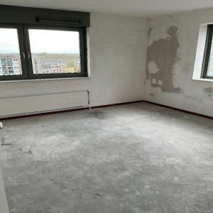 housePhoto