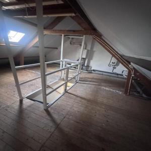 housePhoto