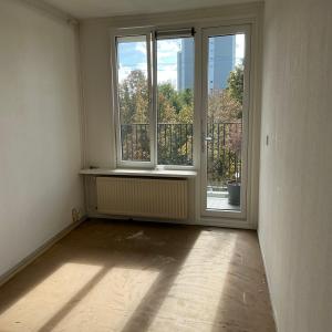 housePhoto