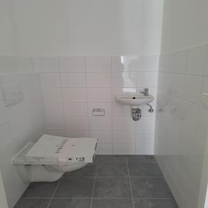 housePhoto