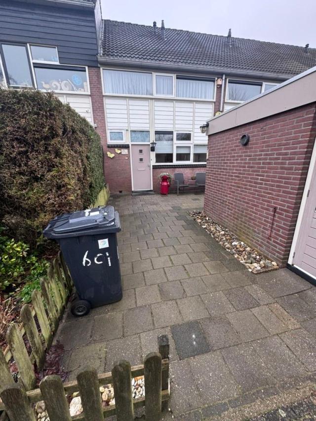 De Wijzend 60, Oosthuizen