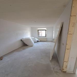 housePhoto
