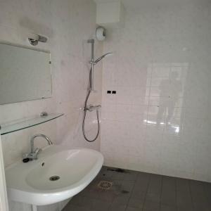 housePhoto