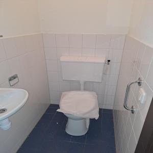 housePhoto
