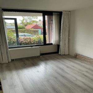 housePhoto