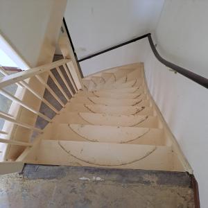 housePhoto