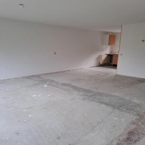 housePhoto