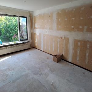 housePhoto