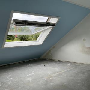housePhoto
