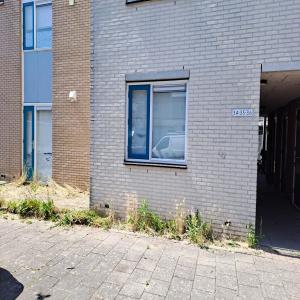 housePhoto