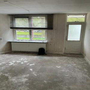 housePhoto