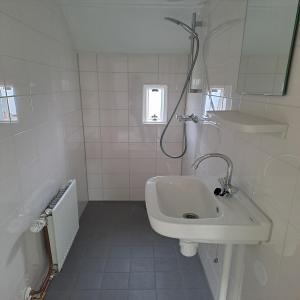 housePhoto