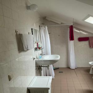 housePhoto