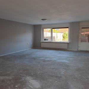 housePhoto