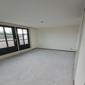housePhoto