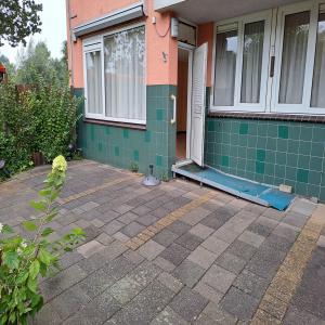 housePhoto