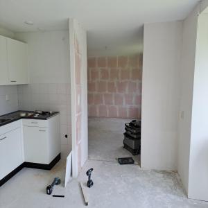 housePhoto