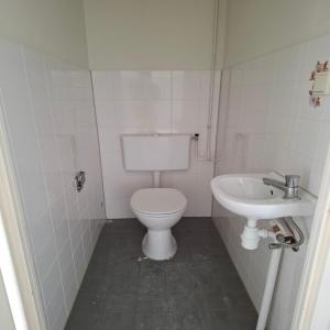 housePhoto