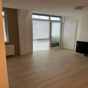 housePhoto