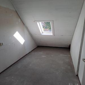 housePhoto