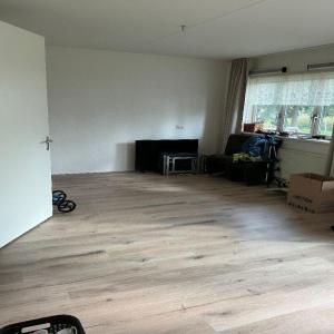 housePhoto