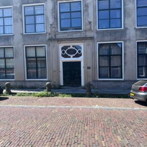 housePhoto