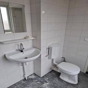housePhoto