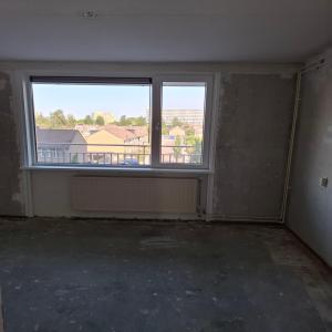 housePhoto