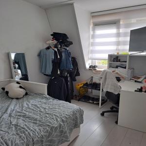 housePhoto