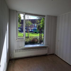 housePhoto