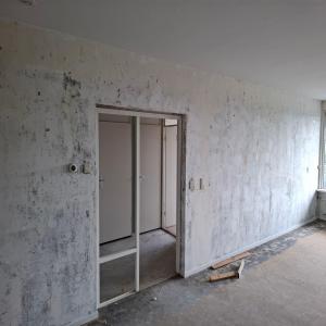 housePhoto