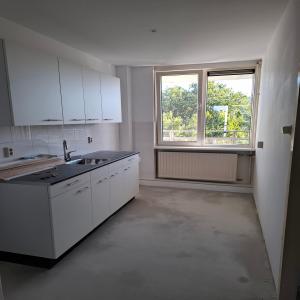 housePhoto