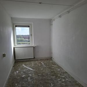 housePhoto