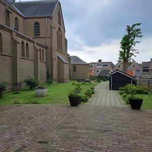 housePhoto